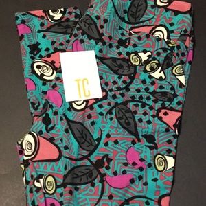 NWOT Lularoe tc leggings fun floral print